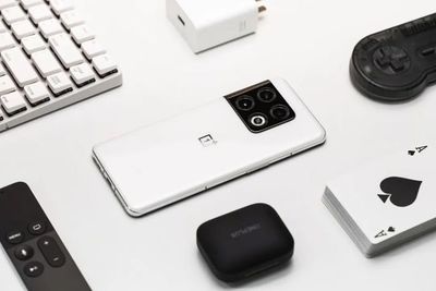 「顏值」即是生產力 聊聊那些好看又實用的黑白數碼產品